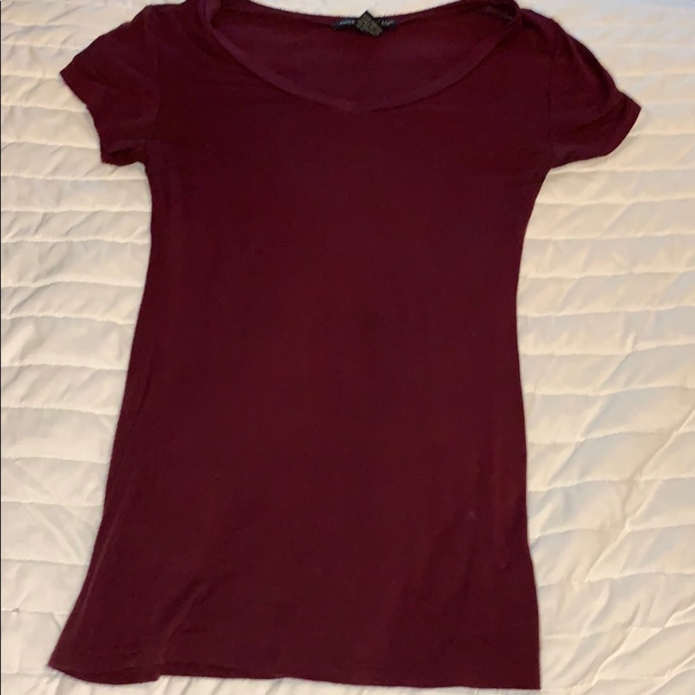 red v neck t shirt